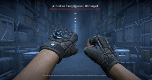 ★ Broken Fang Gloves | Unhinged (Battle-Scarred) Screenshot