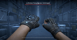 ★ Broken Fang Gloves | Unhinged (Battle-Scarred) Screenshot