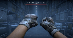 ★ Moto Gloves | Smoke Out (Battle-Scarred) Screenshot