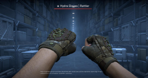 ★ Hydra Gloves | Rattler (Well-Worn) Screenshot