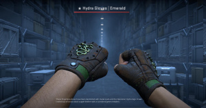 ★ Hydra Gloves | Emerald (Battle-Scarred) Screenshot