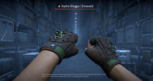 ★ Hydra Gloves | Emerald (Battle-Scarred) Screenshot