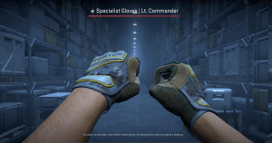 ★ Specialist Gloves | Lt. Commander (Field-Tested) Screenshot