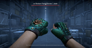 ★ Broken Fang Gloves | Jade (Field-Tested) Screenshot